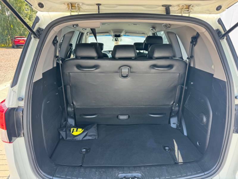 SsangYong Turismo Mpv Grey #19