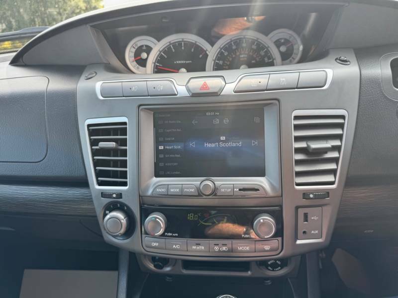 SsangYong Turismo Mpv Grey #22