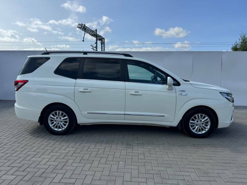 SsangYong Turismo Mpv Grey #8