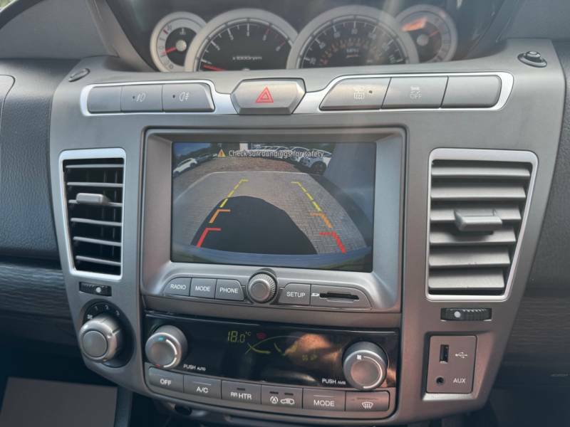 SsangYong Turismo Mpv Grey #24