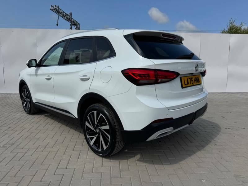 MG ZS 1.5 Hybrid Trophy White #5