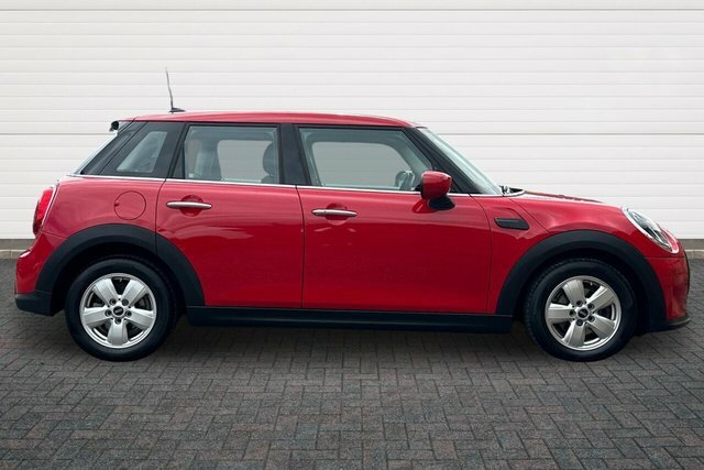 Mini Hatch Cooper Classic Hatchback SL72JUO Red #2
