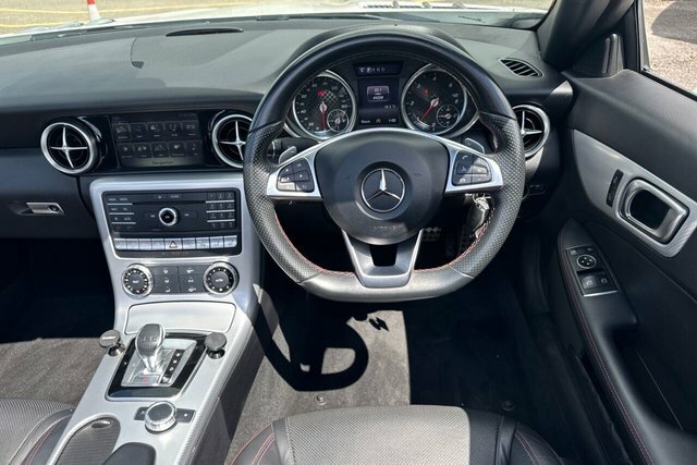 Mercedes-Benz SLC Slc 200 Amg Line Silver #12