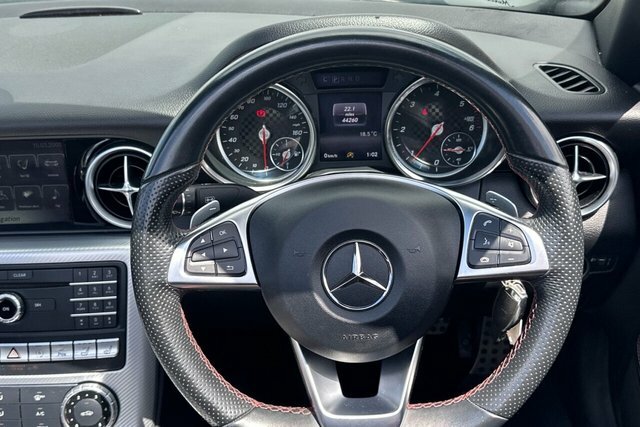 Mercedes-Benz SLC Slc 200 Amg Line Silver #13