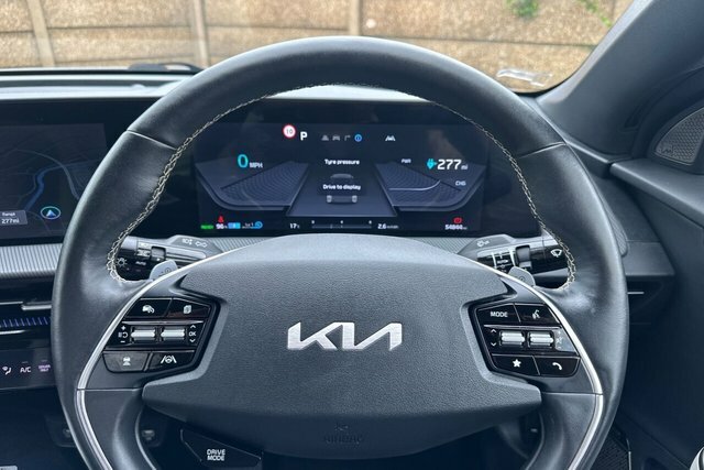 Kia EV6 Air White #13