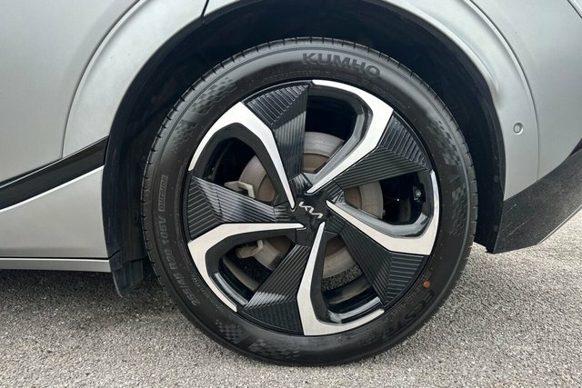 Kia EV6 Air White #22