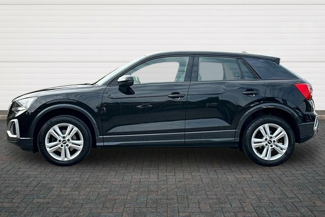 Audi Q2 Tfsi Cod 35 Sport PJ21CMU Black #6