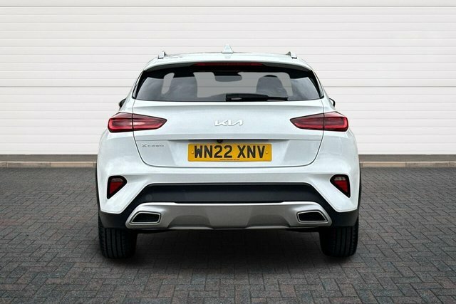 Kia Xceed T-gdi 3 Suv White #4