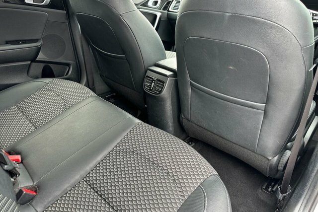 Kia Xceed 1.6 Gdi 8.9Kwh 4 Suv Plug In Hybrid Dct Black #33