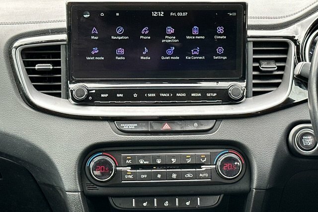 Kia Xceed 1.6 Gdi 8.9Kwh 4 Suv Plug In Hybrid Dct Black #20