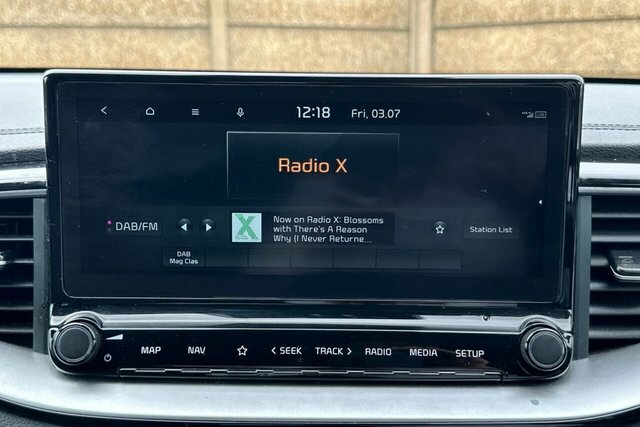 Kia Xceed 1.6 Gdi 8.9Kwh 4 Suv Plug In Hybrid Dct Black #47