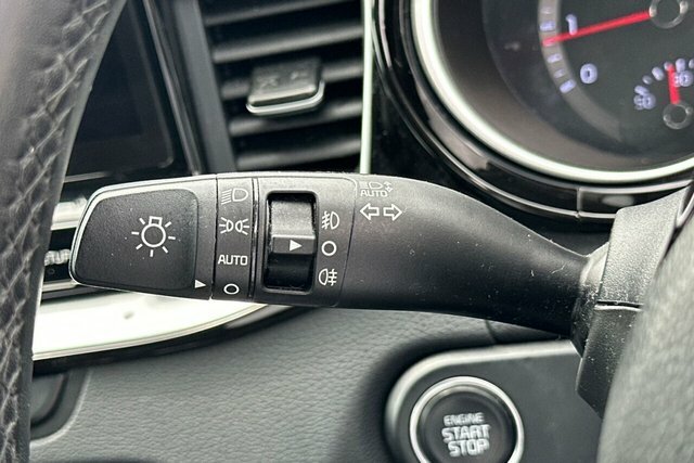 Kia Xceed 1.6 Gdi 8.9Kwh 4 Suv Plug In Hybrid Dct Black #41