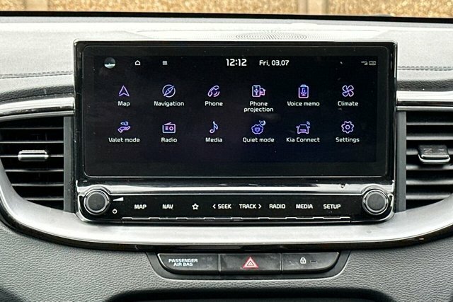 Kia Xceed 1.6 Gdi 8.9Kwh 4 Suv Plug In Hybrid Dct Black #19