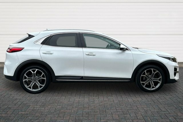 Kia Xceed T-gdi 3 Suv White #2