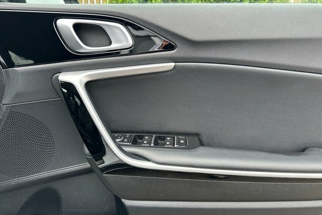 Kia Xceed 1.6 Gdi 8.9Kwh 4 Suv Plug In Hybrid Dct Black #36