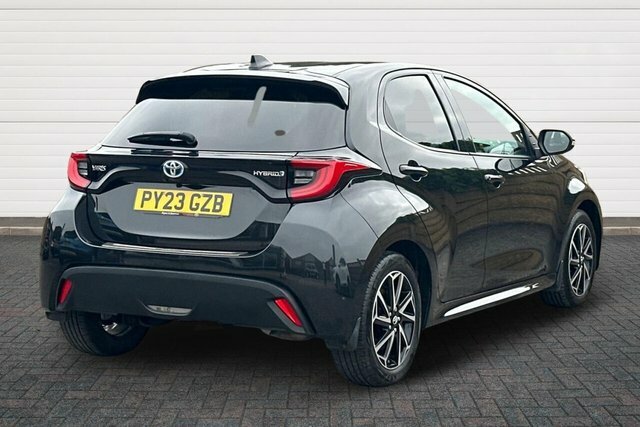 Toyota Yaris Vvt-h Design Hatchback PY23GZB Black #3