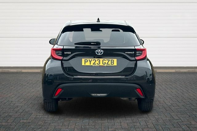 Toyota Yaris Vvt-h Design Hatchback PY23GZB Black #4