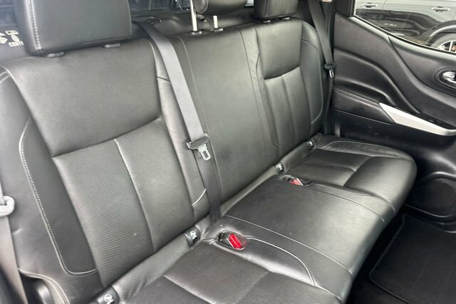 Nissan Navara 2.3 Dci Tekna Double Cab Pickup 4Wd Euro 6 Black #37