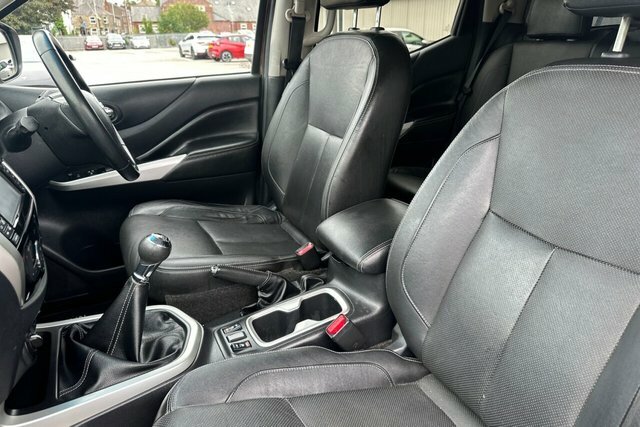 Nissan Navara 2.3 Dci Tekna Double Cab Pickup 4Wd Euro 6 Black #16