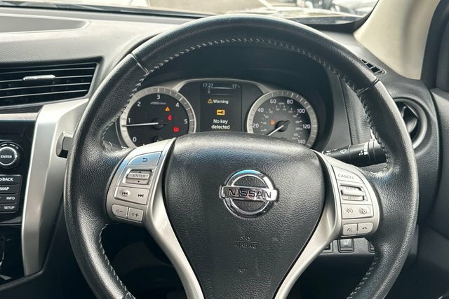 Nissan Navara 2.3 Dci Tekna Double Cab Pickup 4Wd Euro 6 Black #13