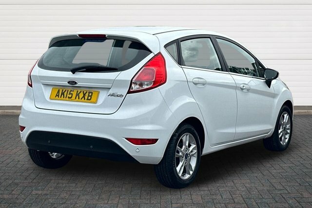 Ford Fiesta 1.25 Zetec Hatchback Euro 6 82  #3