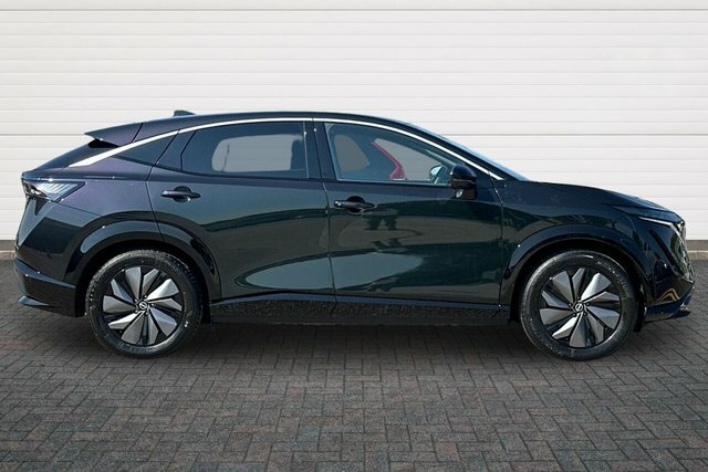 Nissan Ariya Advance Suv Green #2