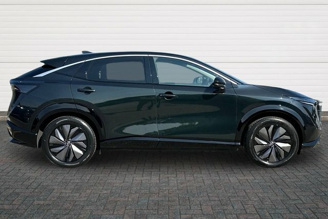 Nissan Ariya Advance Suv Green #2