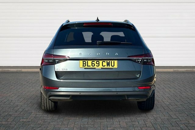 Skoda Superb Tsi Se L Estate Grey #4