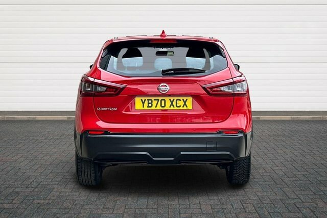 Nissan Qashqai Dig-t Acenta Premium Suv YB70XCX Red #4