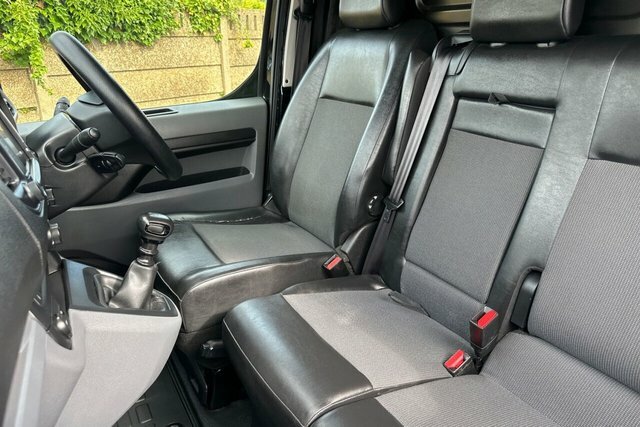 Citroen Dispatch Low Miles Euro6 Excellent Condition New Shape Blue #16