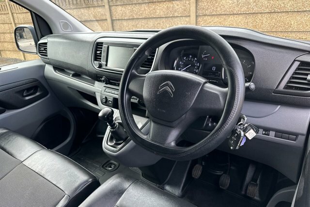 Citroen Dispatch Low Miles Euro6 Excellent Condition New Shape Blue #10