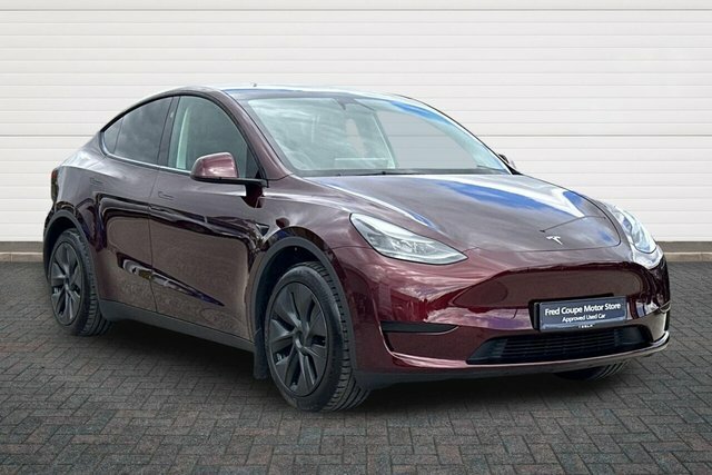 Tesla Model Y Range Suv Red