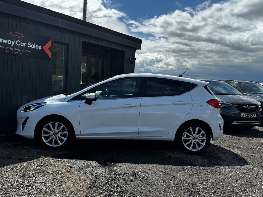 Ford Fiesta Hatchback 1.0T Ecoboost Titanium Hatchback Pet LA20AXO White #6