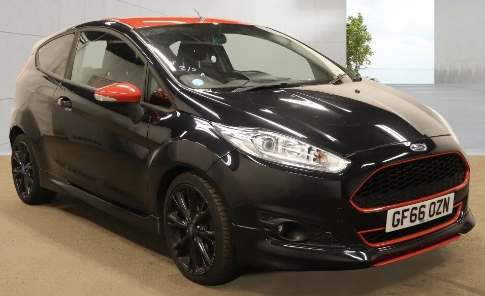 Ford Fiesta Hatchback 1.0T Ecoboost Zetec S Hatchback Petr Black