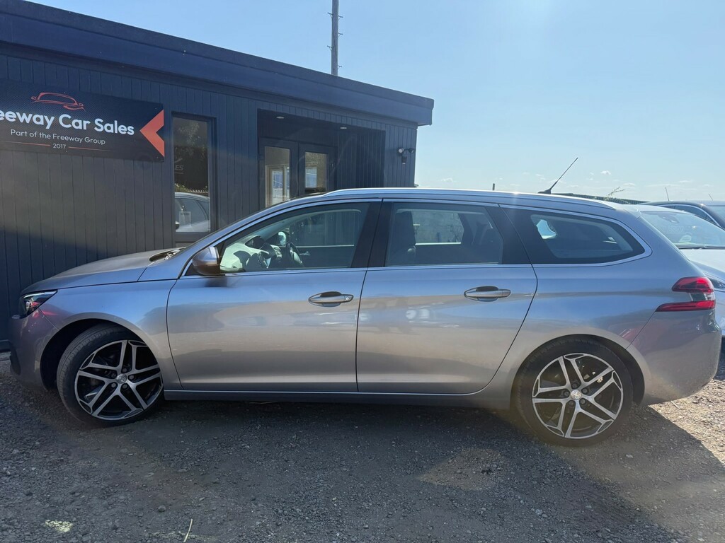 Peugeot 308 SW Estate 1.2 Puretech Allure Estate Eat E Grey #3