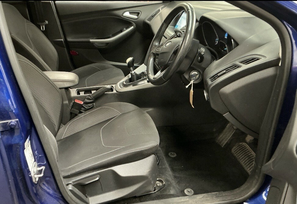 Ford Focus Hatchback 1.0T Ecoboost Zetec Edition Hatchback GN67ZHP Blue #6