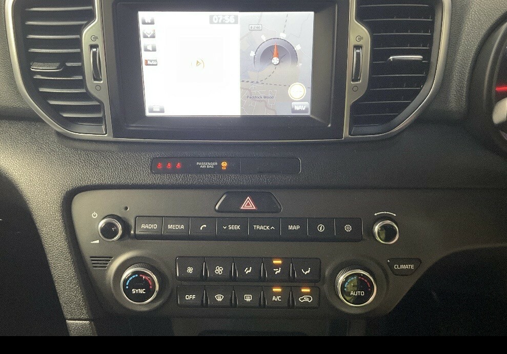 Kia Sportage 1.6 Gdi 2 Suv Euro 6 Ss 130 Black #6