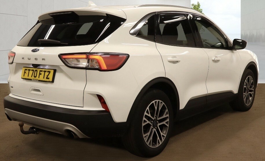 Ford Kuga 2.0 Ecoblue Titanium First Edition Suv FT70FTZ White #4