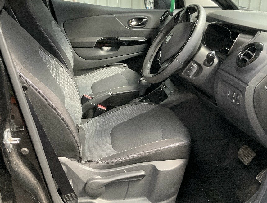 Renault Captur 1.5 Dci Energy Dynamique Nav Suv E CK65VJJ Black #6