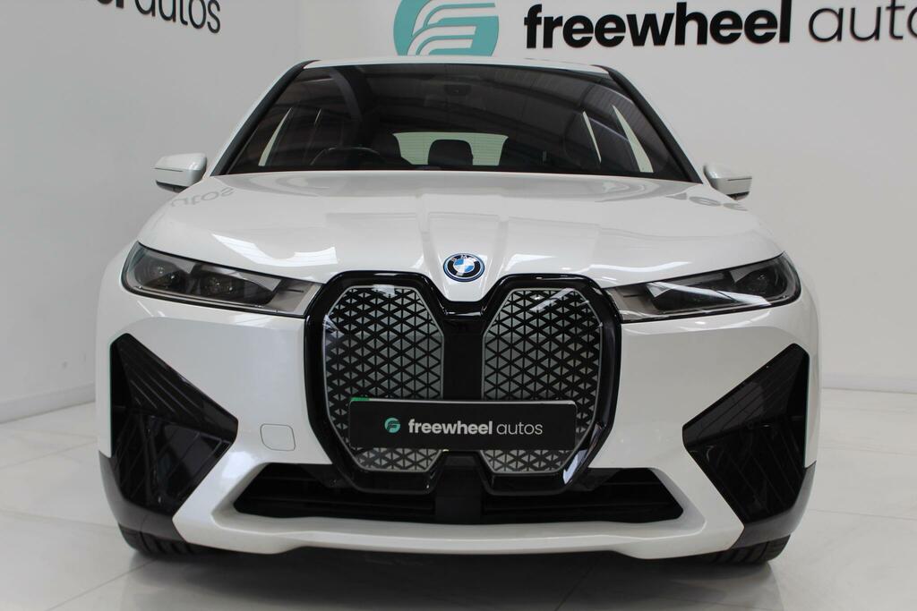 BMW iX 40 76.6Kwh M Sport Xdrive NK22VWH White #2