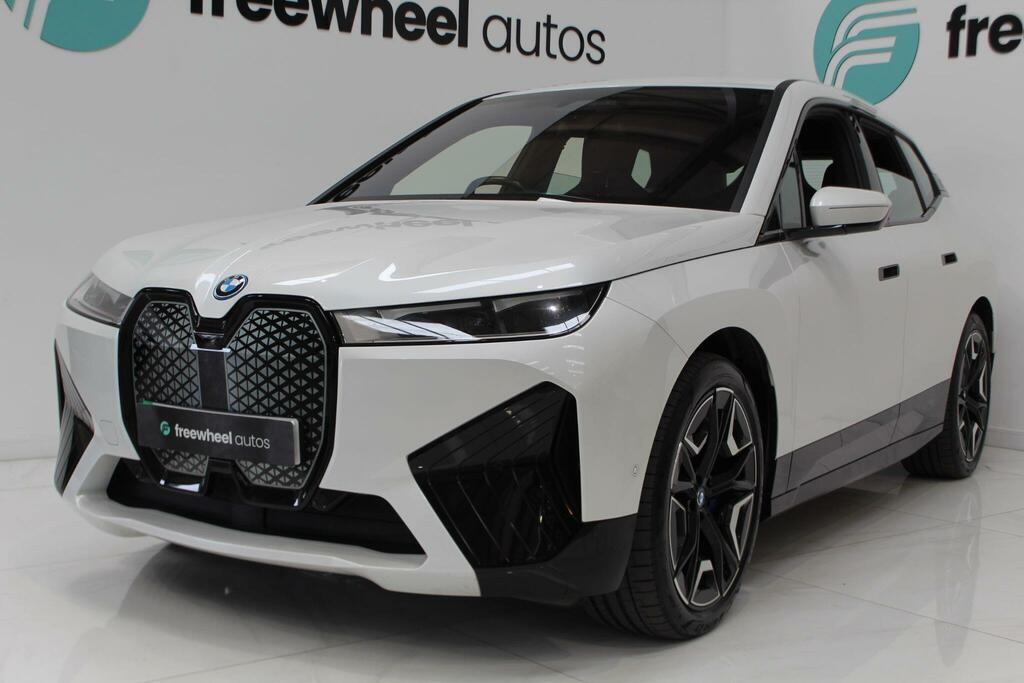 BMW iX 40 76.6Kwh M Sport Xdrive NK22VWH White