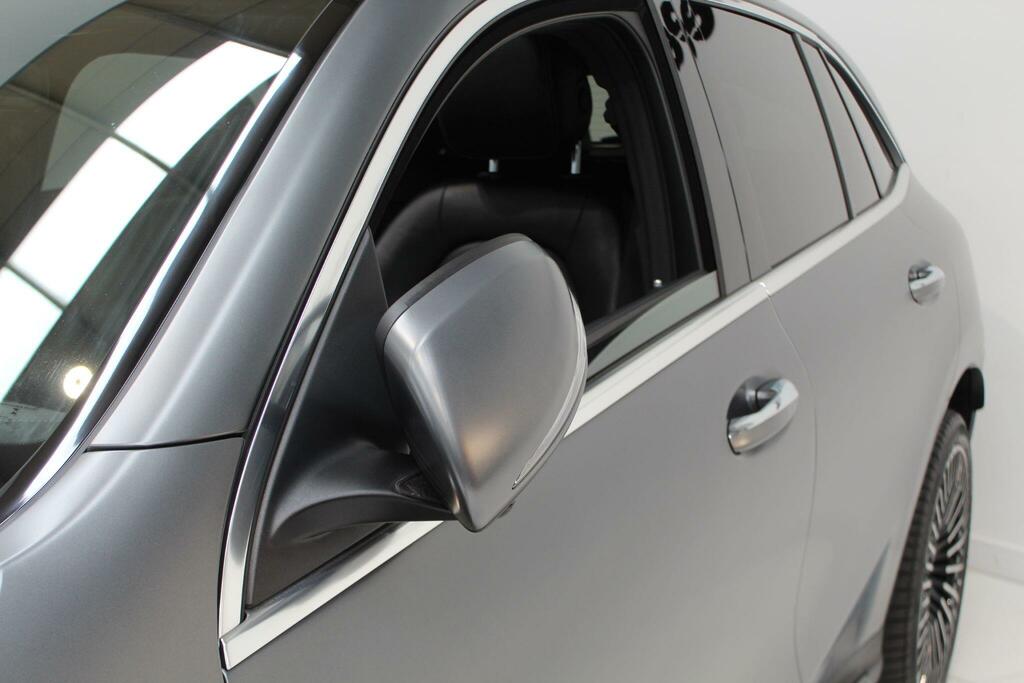 Mercedes-Benz EQC Suv Blue #16