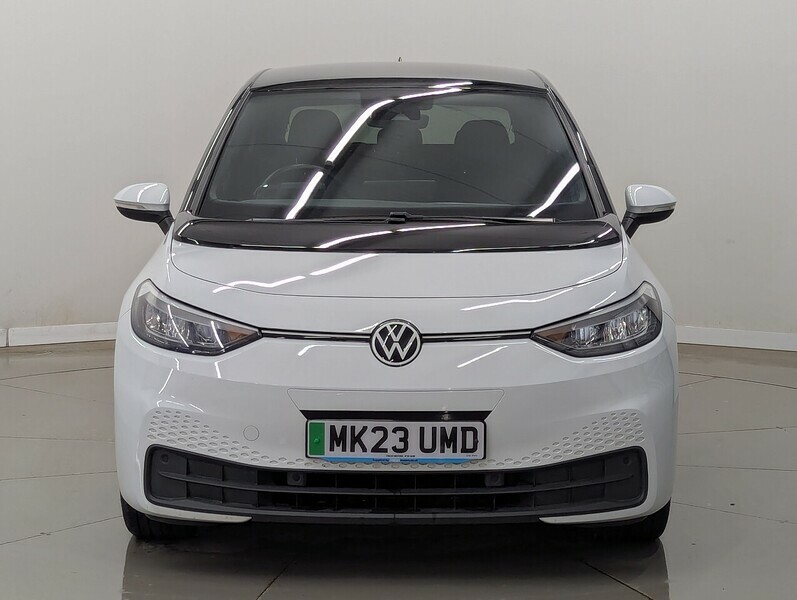 Volkswagen ID.3 Pro Performance 58Kwh Life Hatchback White #5