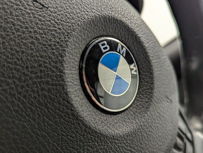 BMW 1 Series Sport White #19