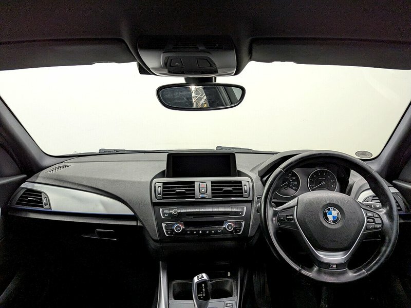 BMW 1 Series Sport White #3