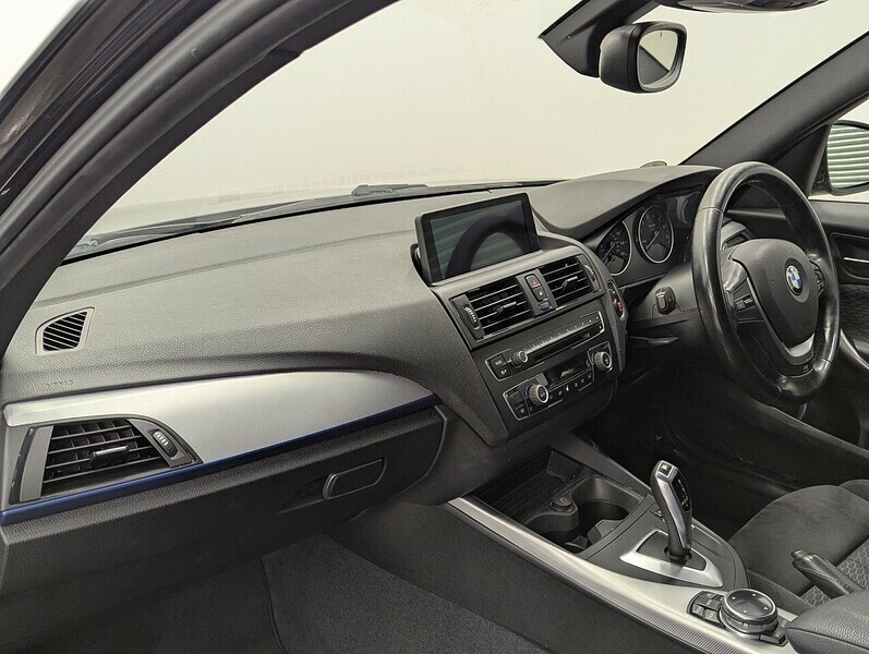 BMW 1 Series Sport White #15