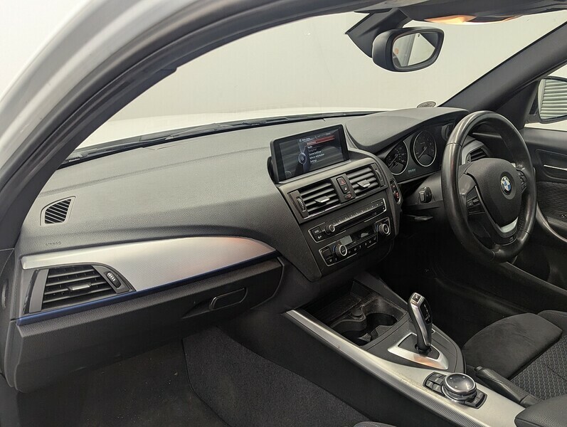 BMW 1 Series 116D Sport Black #12