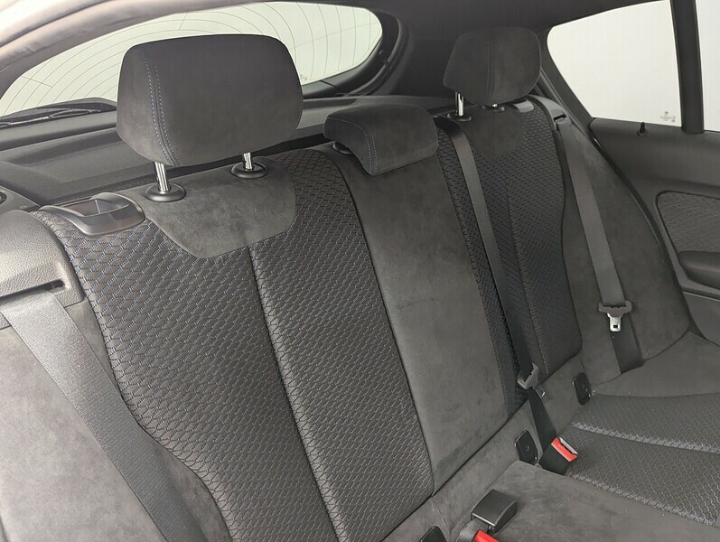 BMW 1 Series 116D Sport Black #22