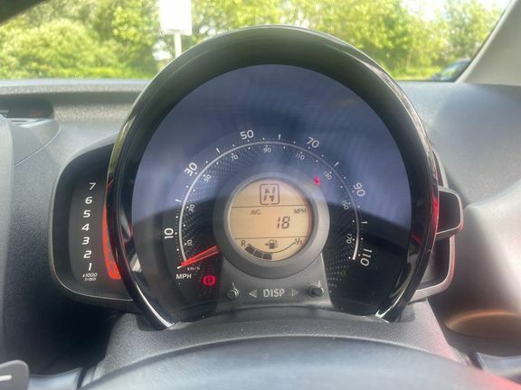Toyota Aygo X X-play Tss White #11