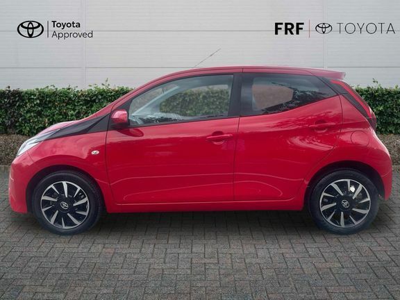 Toyota Aygo X X-play Tss White #24